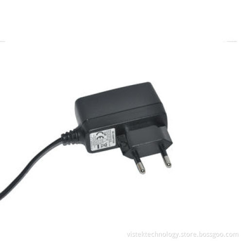 AC/DC adapter 12W designed for global use